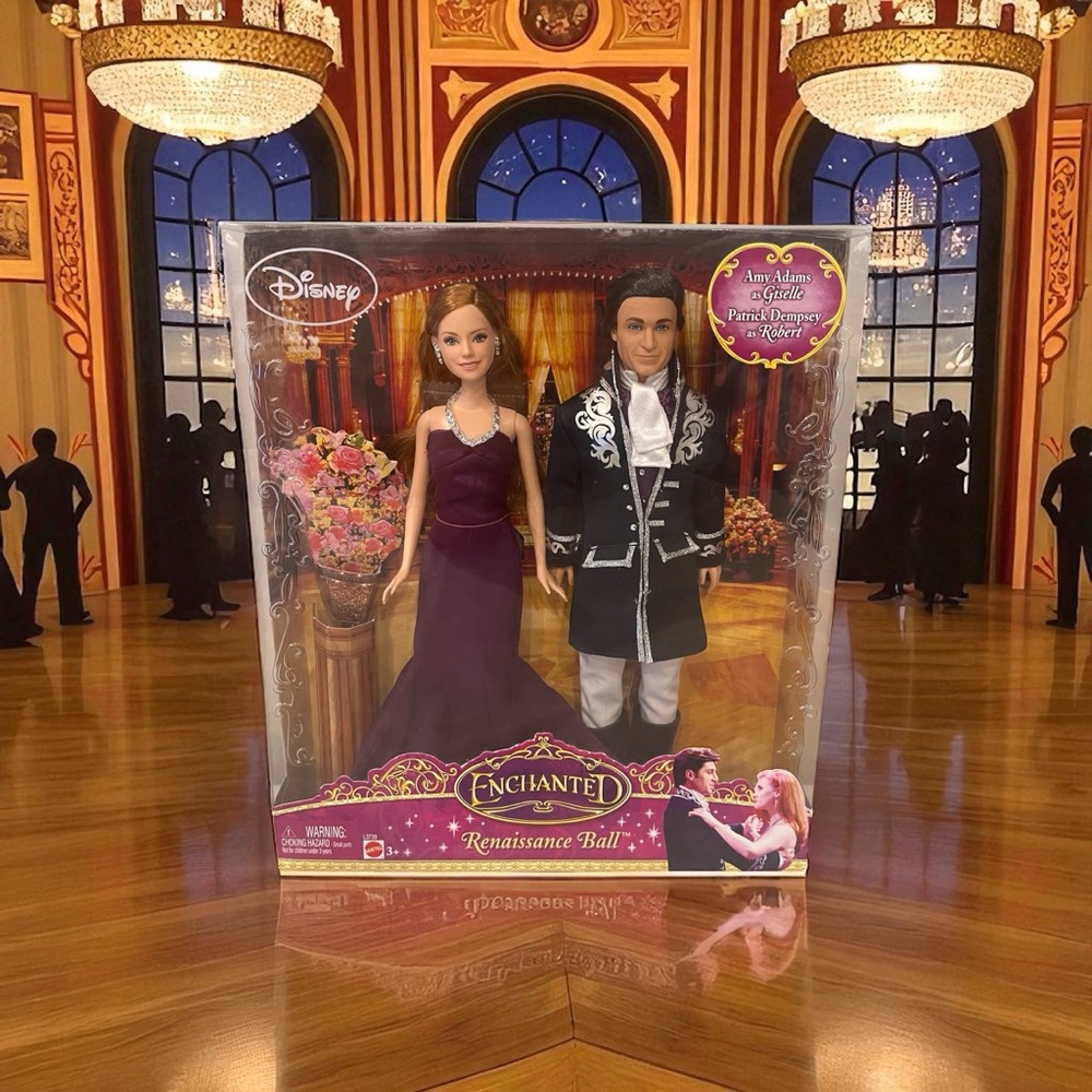 *SOLD* Disney Enchanted Renaissance Ball Giselle and Robert Doll Gift Set Mattel